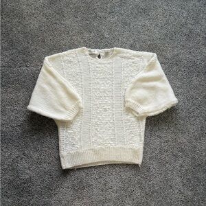 Vintage Women's Cream Crew Neck Sweater